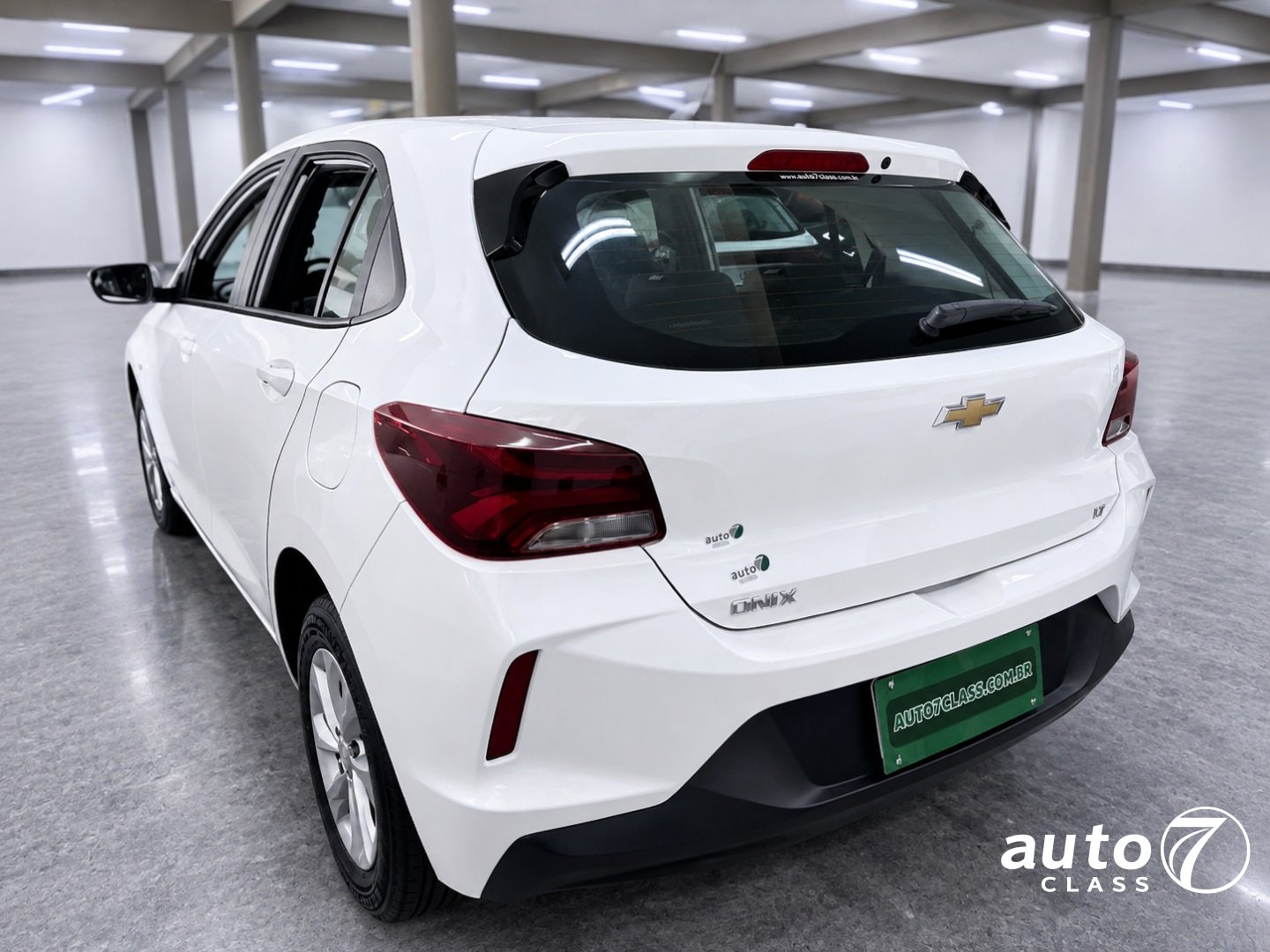 CHEVROLET ONIX - Foto 2