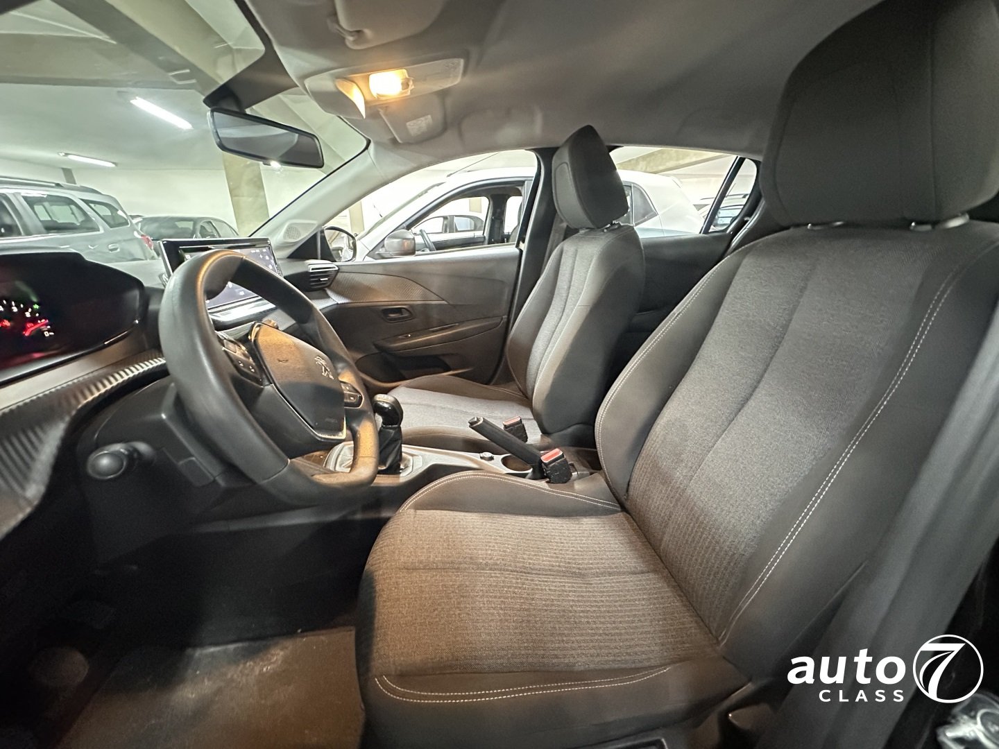 PEUGEOT 208 - Foto 5