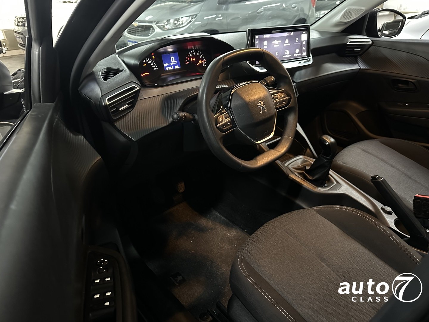 PEUGEOT 208 - Foto 3