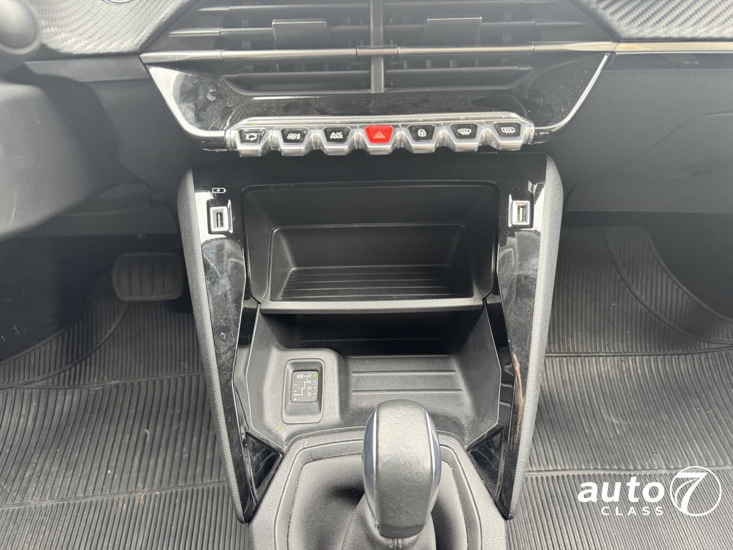PEUGEOT 208 - Foto 6
