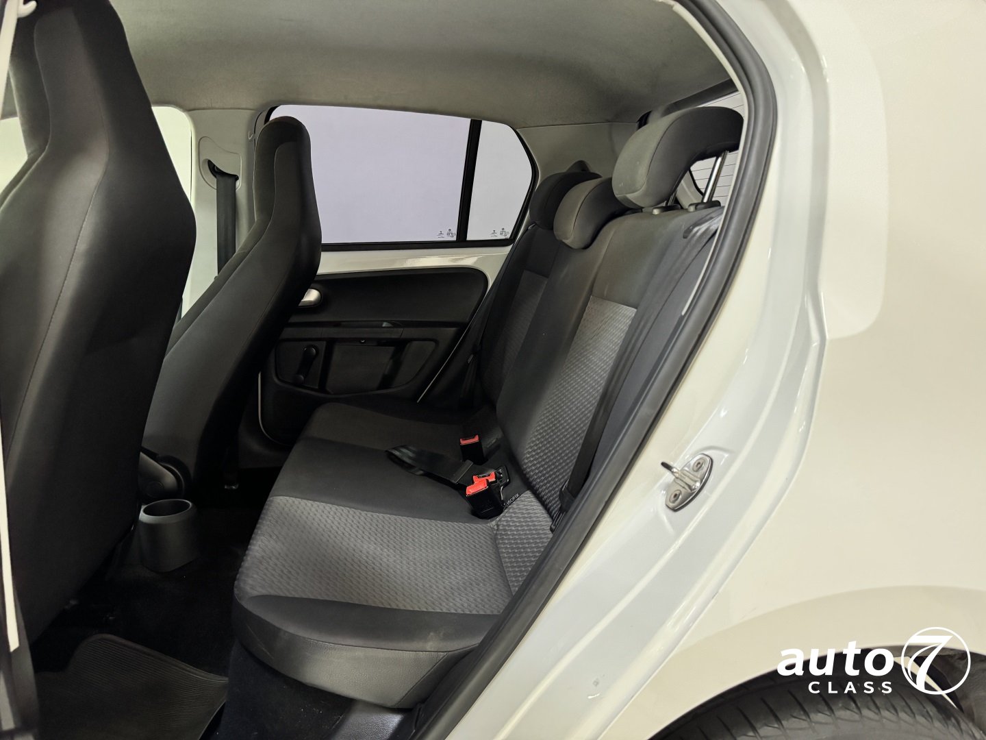 VOLKSWAGEN UP - Foto 9