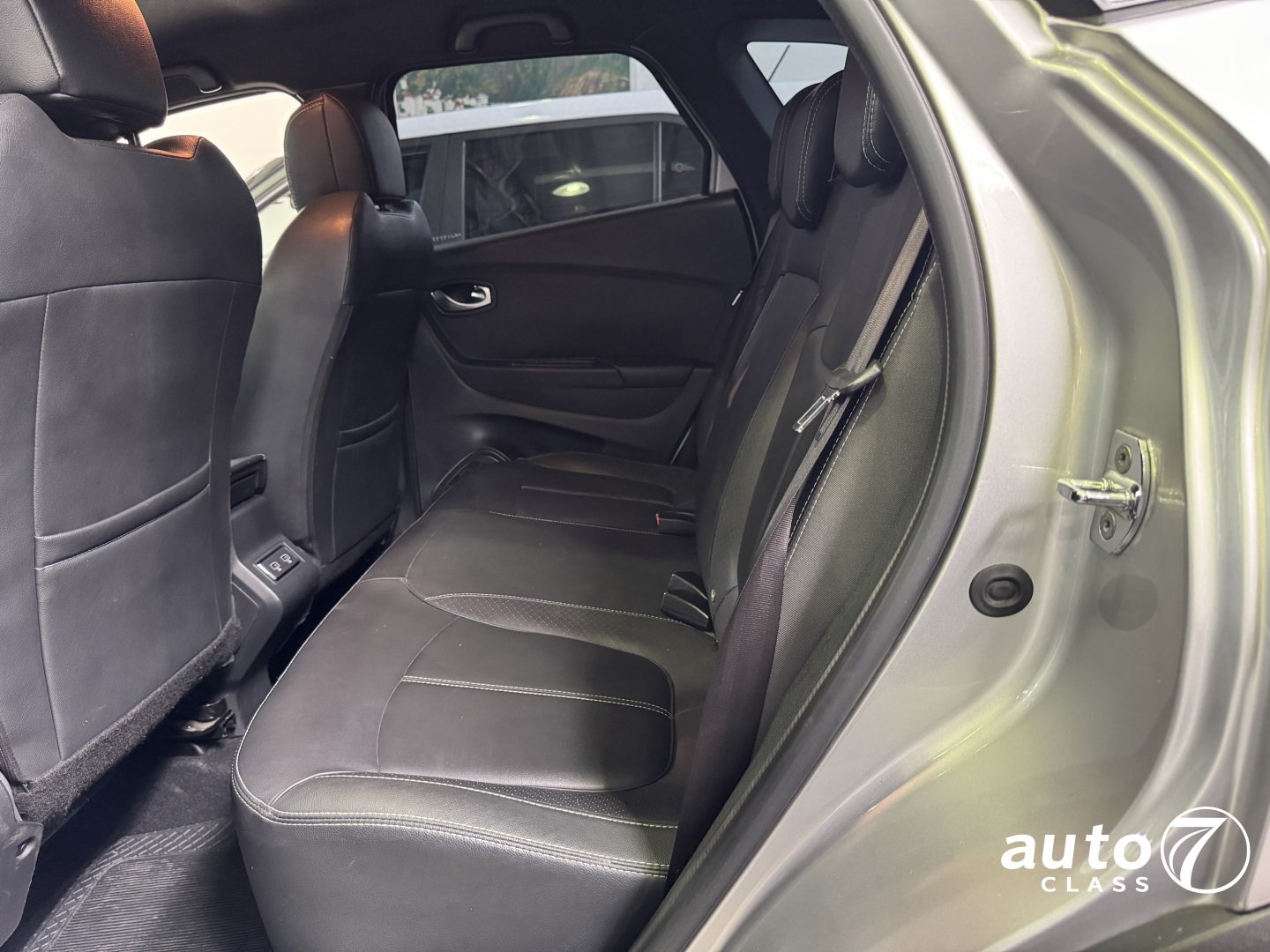RENAULT CAPTUR - Foto 10